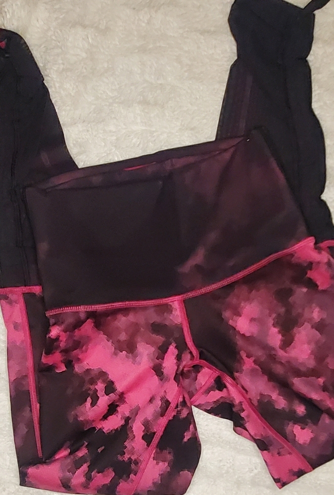 Lululemon pink and black mesh leggings